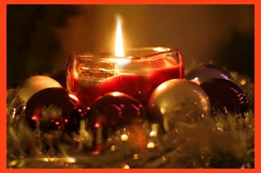 Свечи и новогодний декор